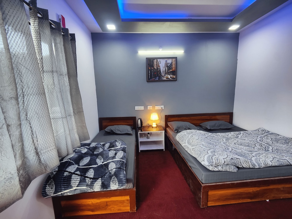 Deluxe Quadruple Room, 1 Bedroom, Mountain View