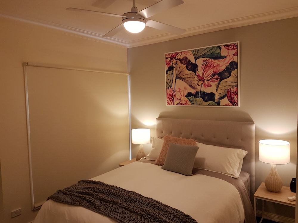 Luxury House, 2 Bedrooms photo 2