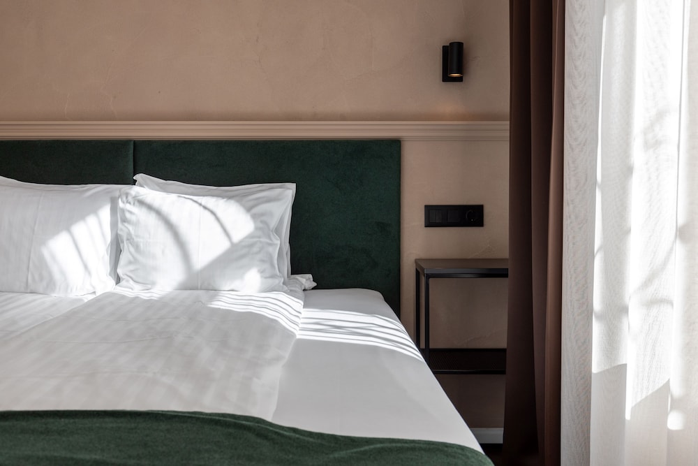 Standard Double Room - Photo 2