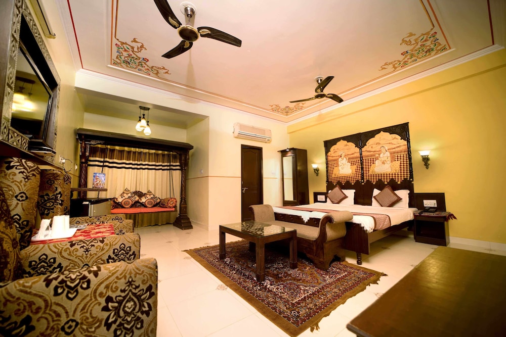 Royal Double Room
