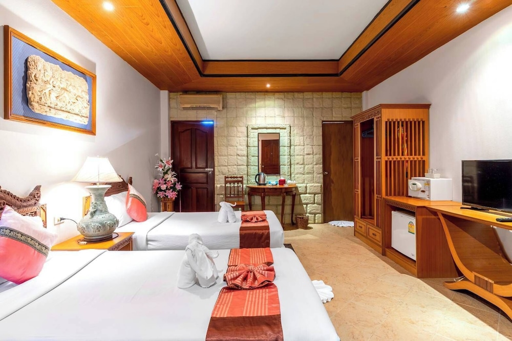 Superior Twin Room with Garden View photo 2