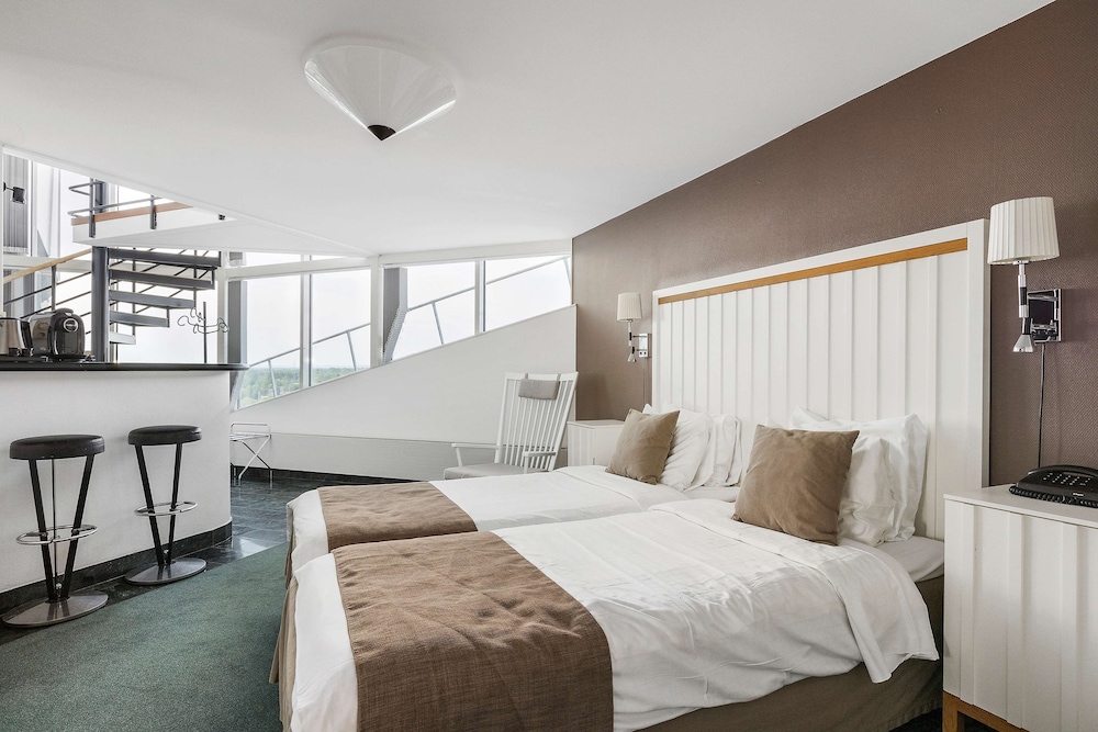 Suite, 1 King Bed, Non Smoking - Photo 1