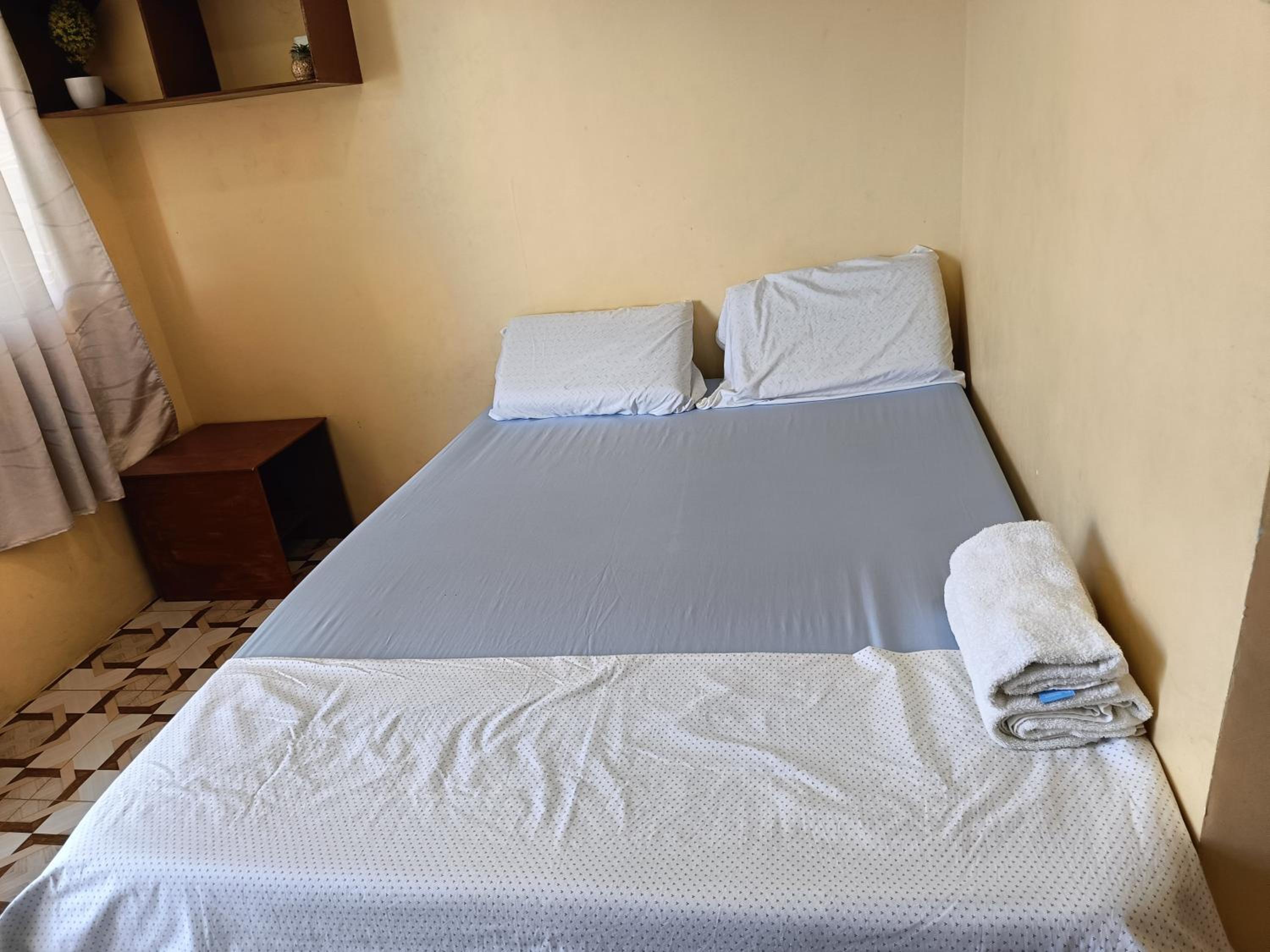 Standard Double Room with Fan - Photo 4