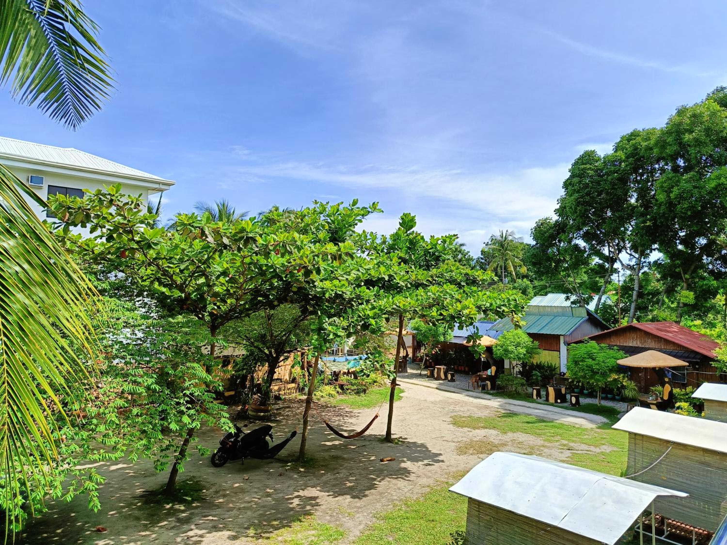 Standard Double Room with Fan - Photo 3