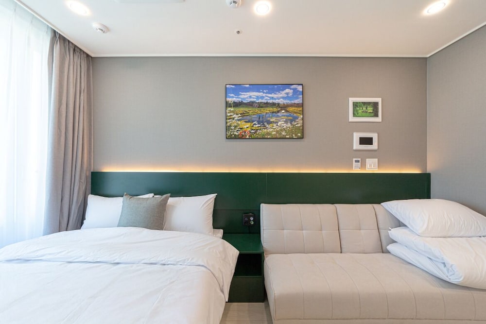 Deluxe Double Sofa