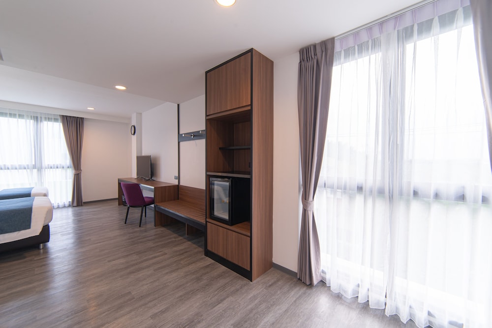 Executive Room - Photo 3