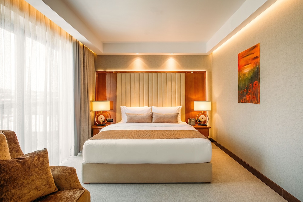 Family Studio Suite