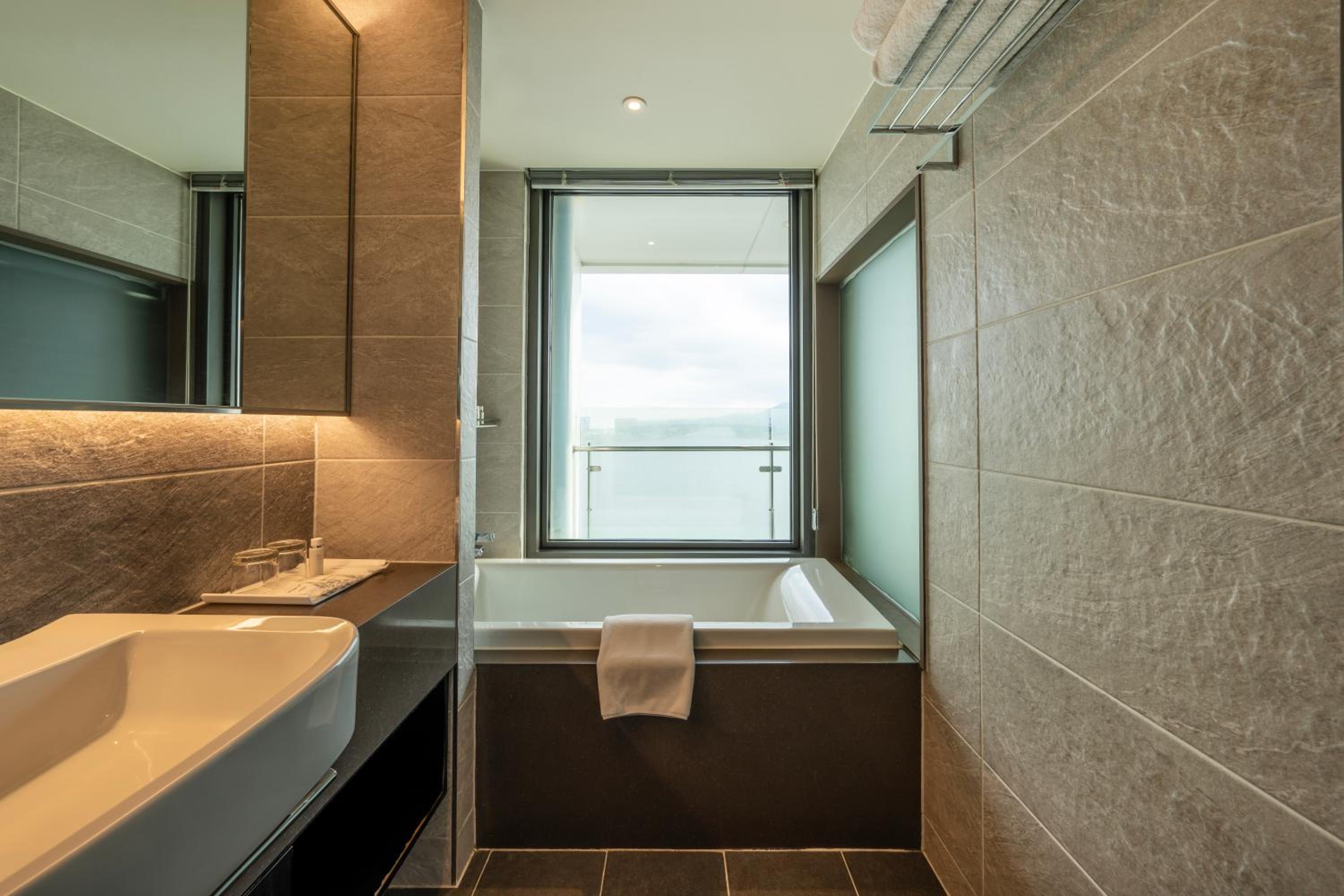 Marina Suite Double Room + Swimming Pool photo 2