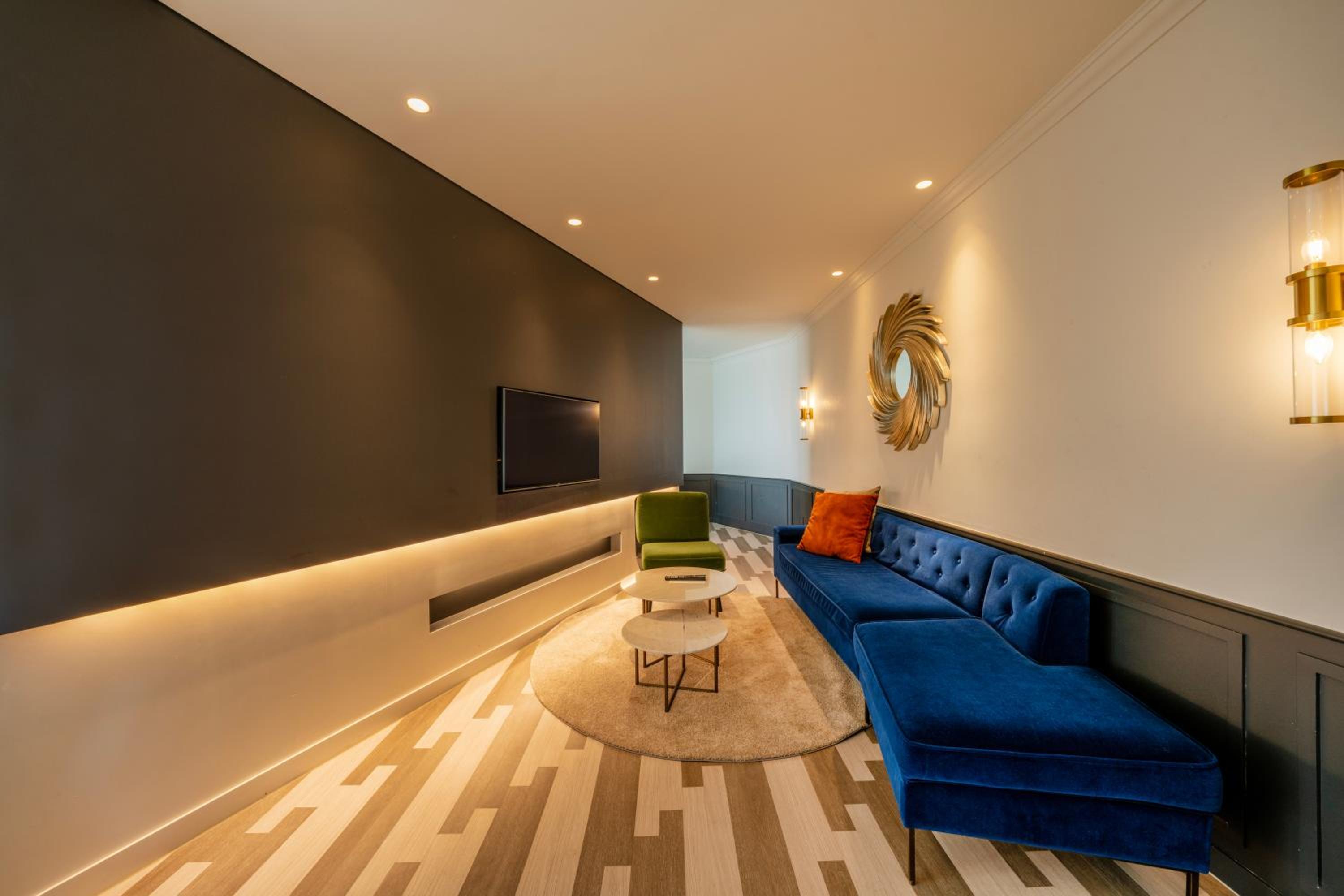 Marina Suite Quad Room + Swimming Pool - Photo 3