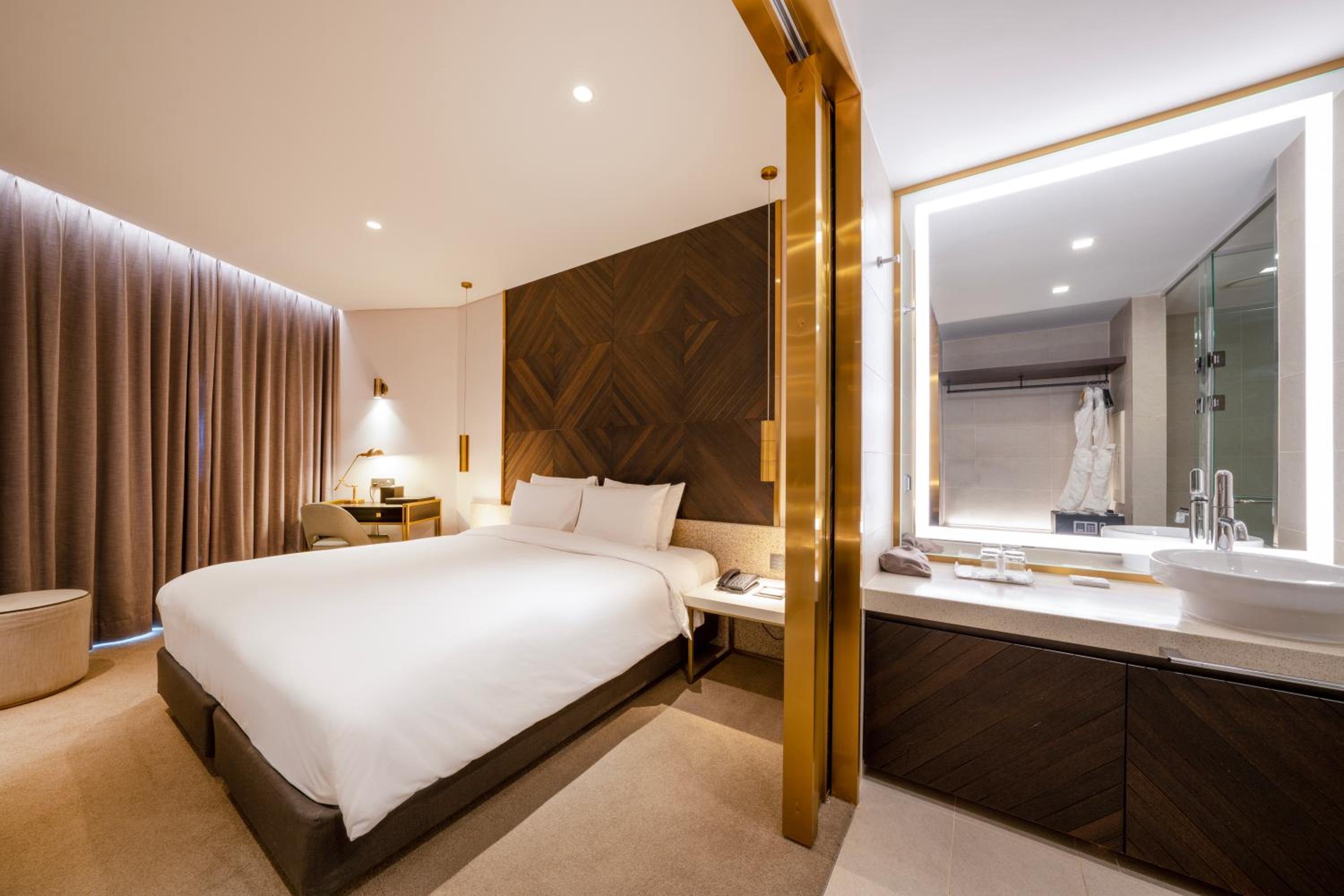 Junior Suite Double Room + Swimming Pool - Photo 3