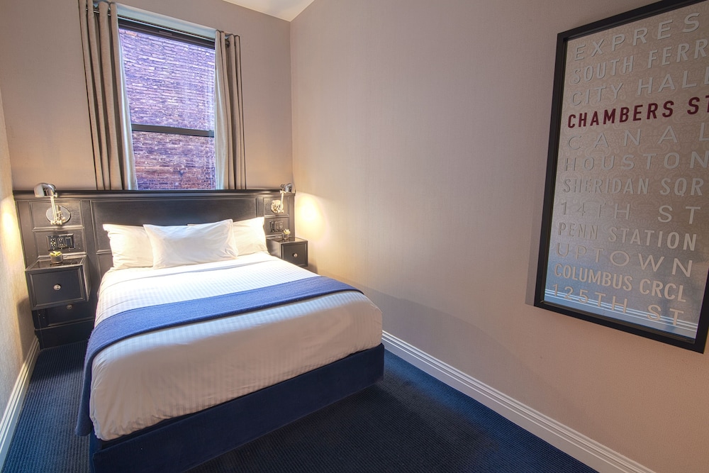 Standard 1 Full Bed photo 2