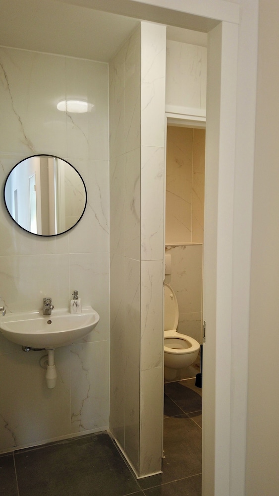 1 Bed in Standard Shared Dormitory (6 people) photo 2