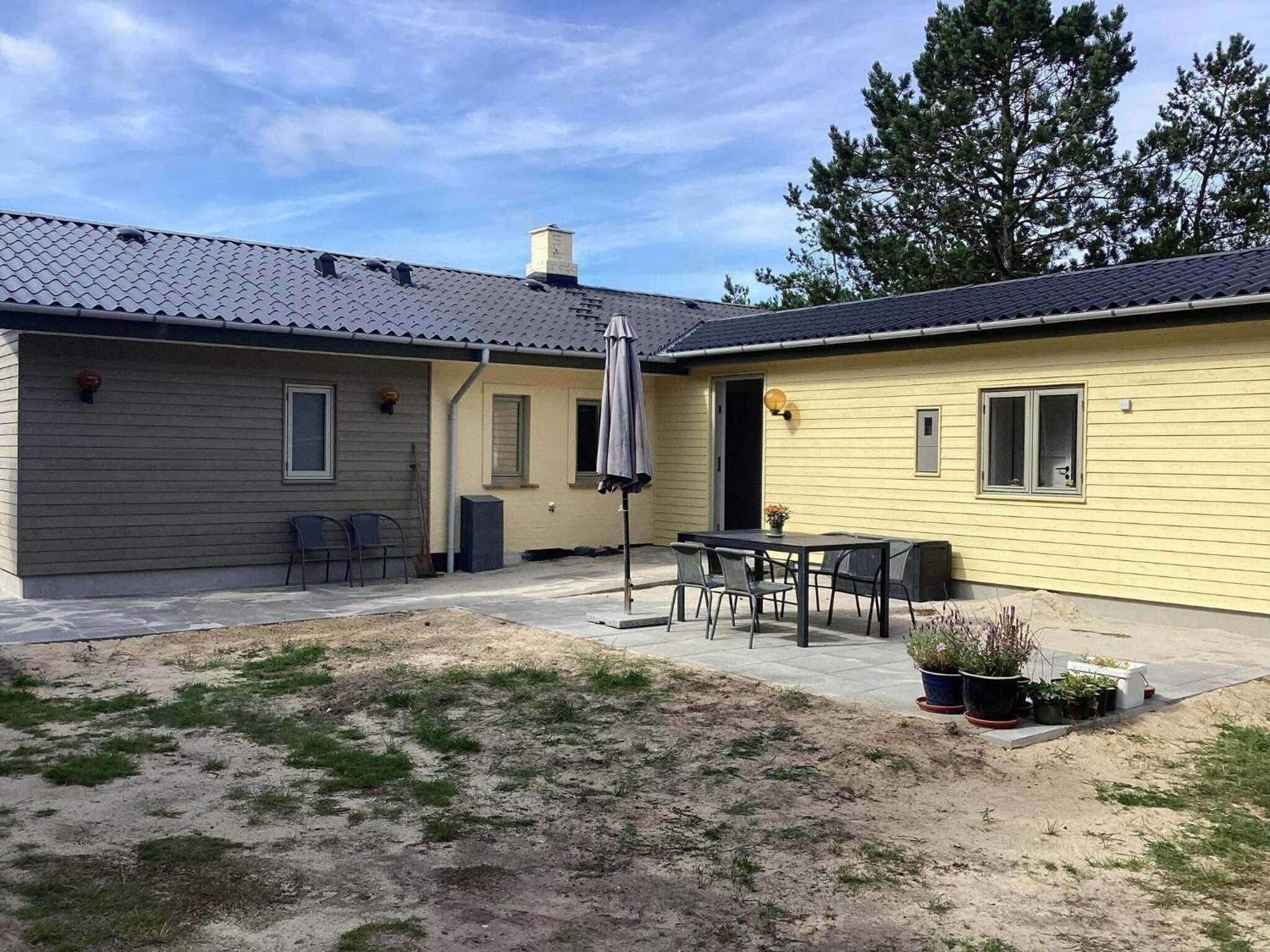 Four-Bedroom Vacation Home photo 1