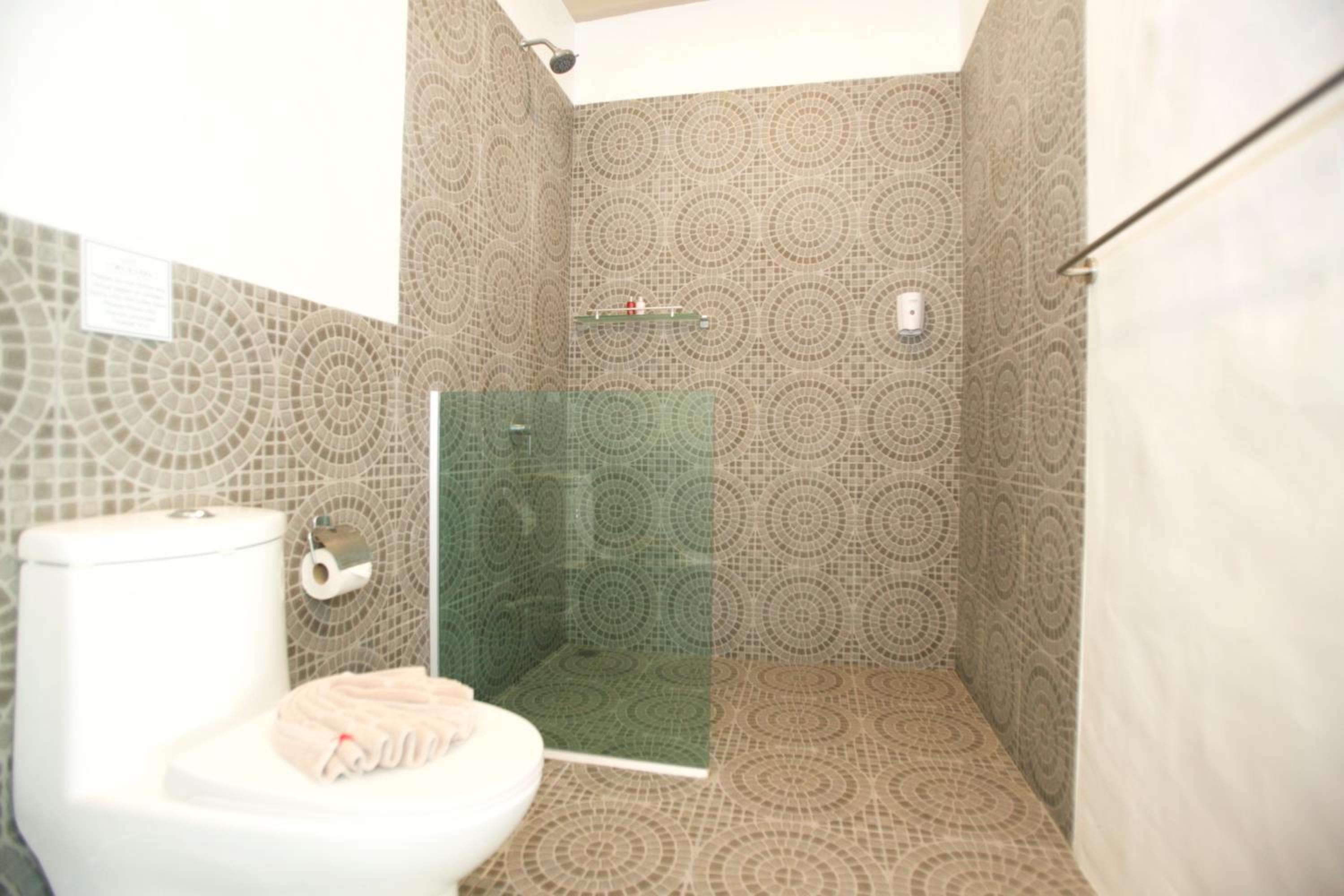 Beachfront Suite - Photo 2