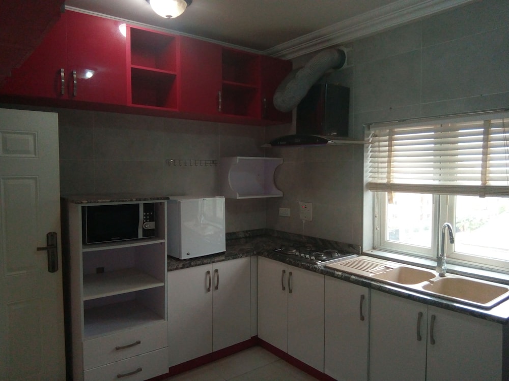 Apartment photo 2