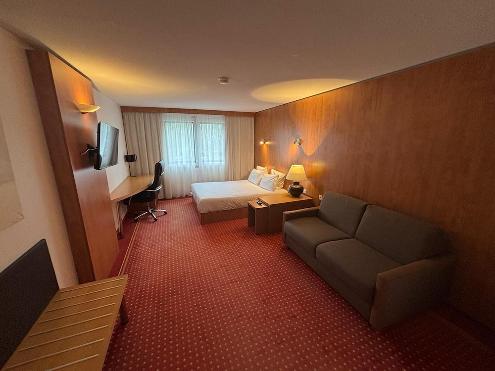 Family Suite - Photo 1