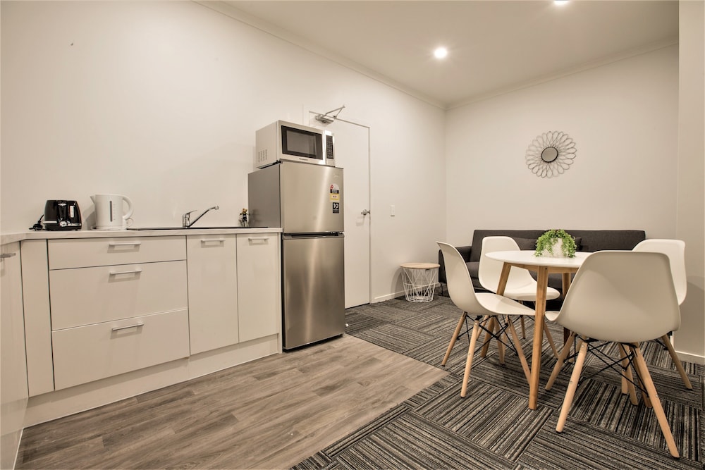 Traditional Apartment, 2 Bedrooms, Private Bathroom, Ground Floor