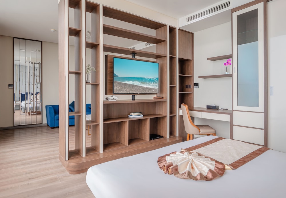 Premier Room, 1 Bedroom, Ocean View photo 2