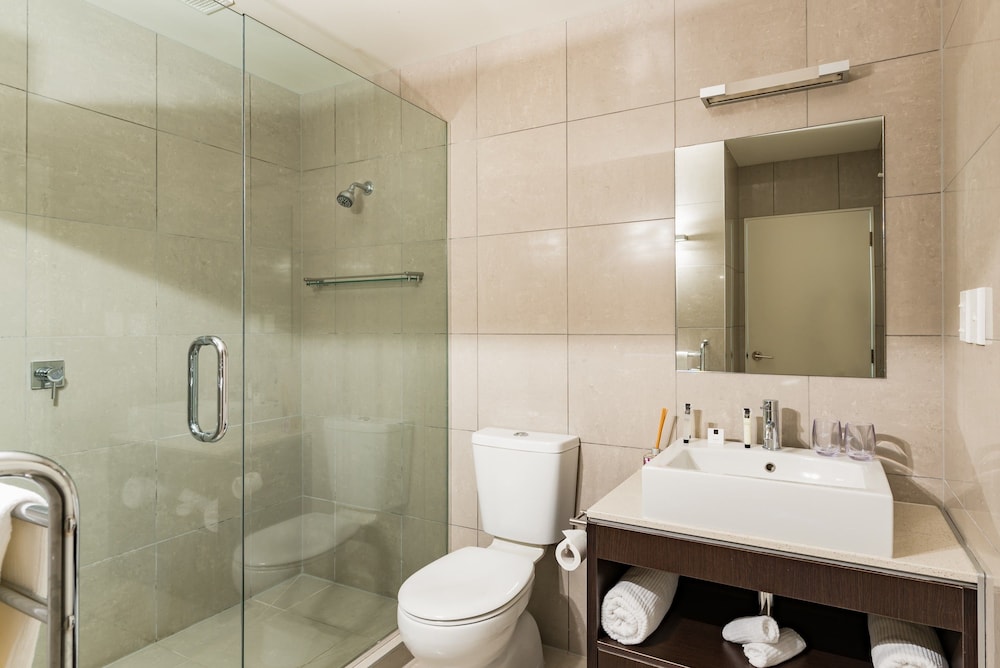 Premium Room, 2 Bedrooms thumbnail 6