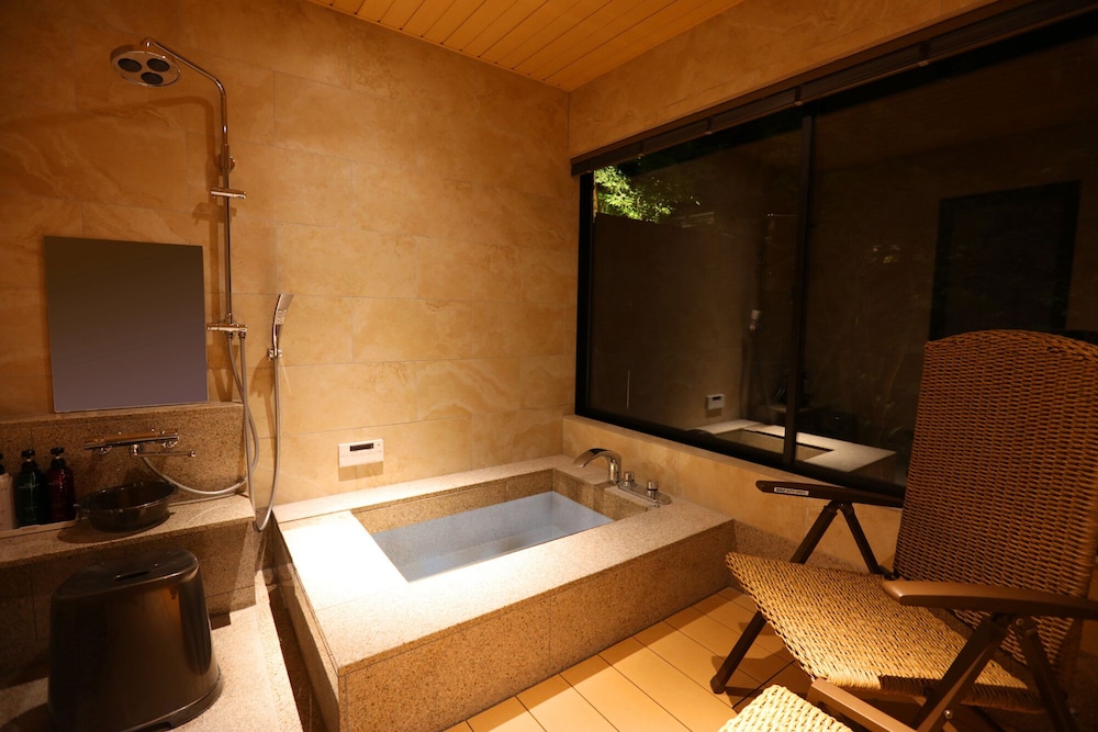 Superior Twin Room photo 2