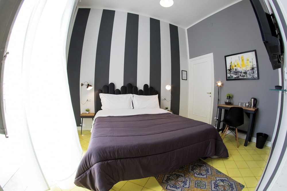 Classic Double Room, Balcony, City View