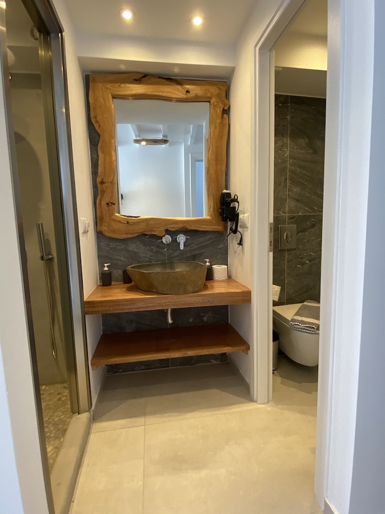 Deluxe Double Room - Photo 2