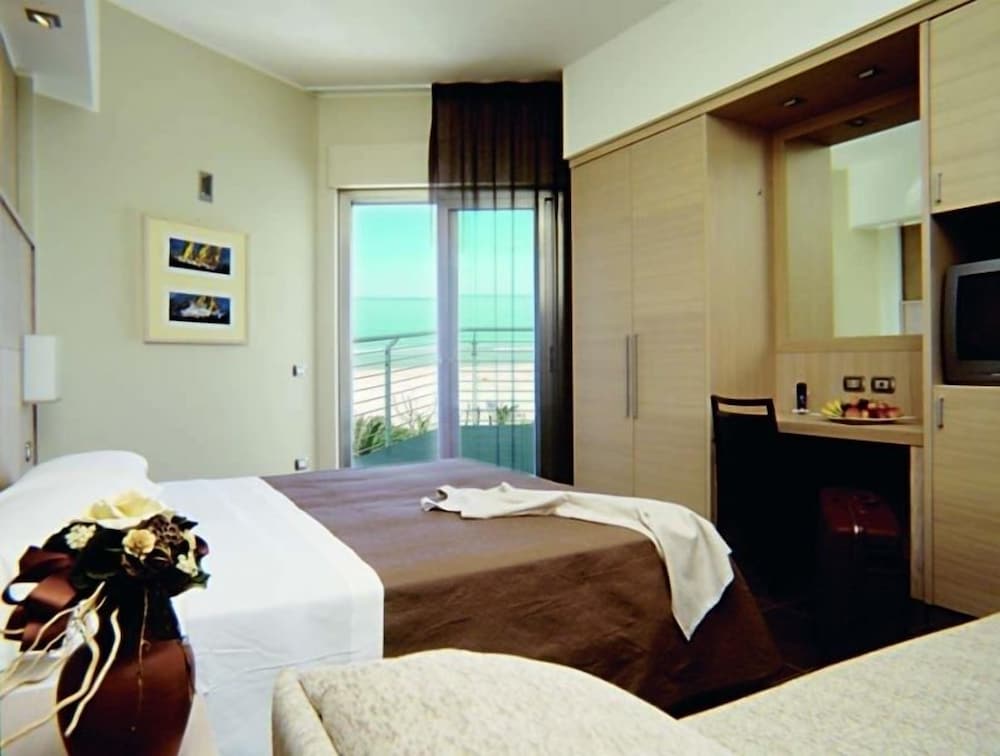 Double Room, Sea View (Prestige) photo 2