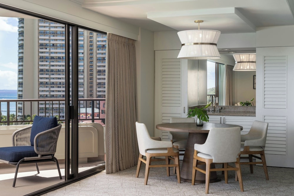 Suite, 1 Bedroom, Oceanfront - Photo 2