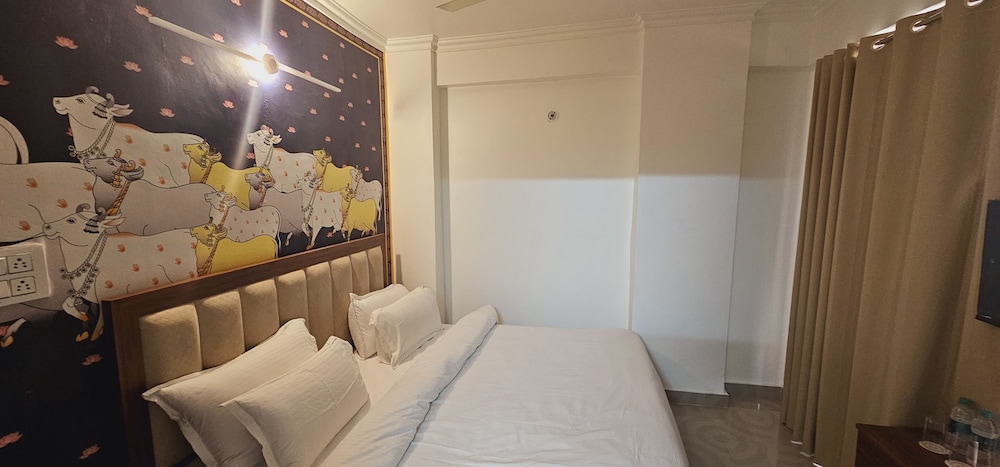 Deluxe Room - Photo 3