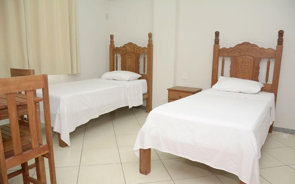 Basic Twin Room photo 3