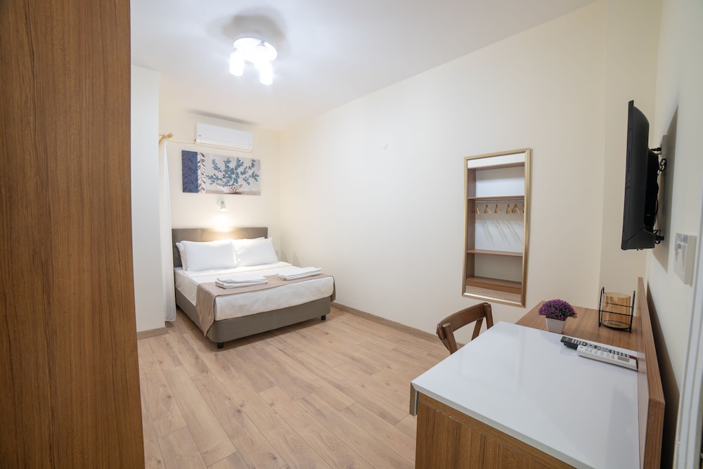 Economy Double Room - Photo 3