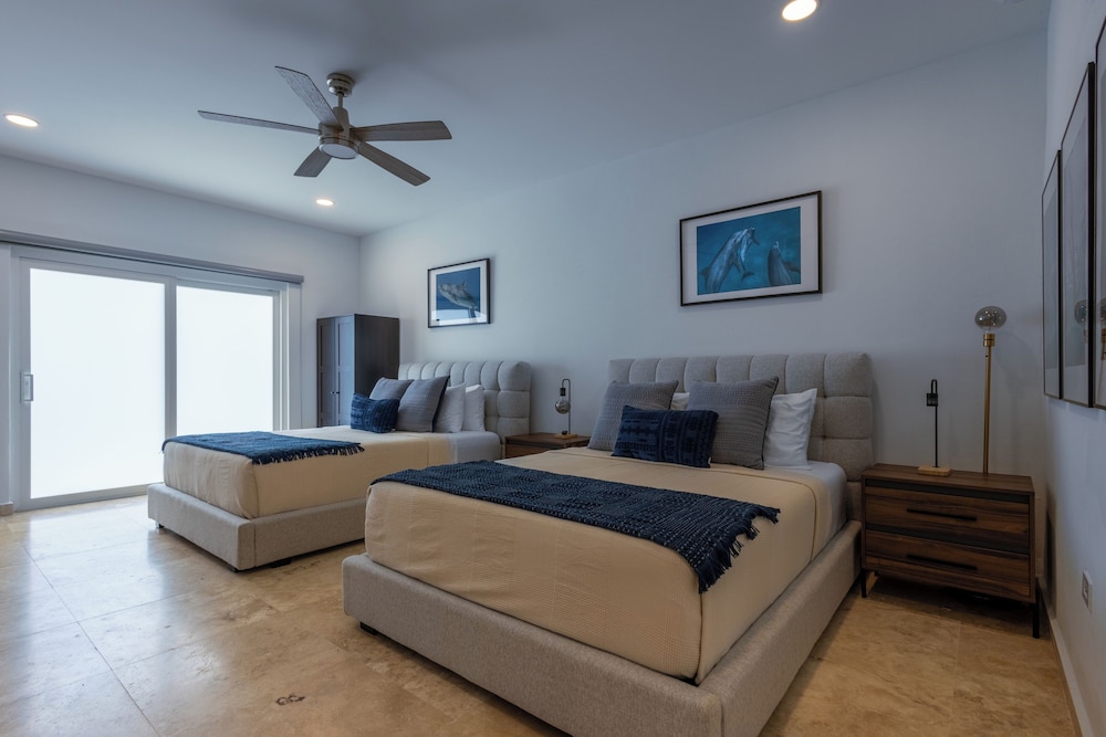 Family Quadruple Room, 2 Queen Beds