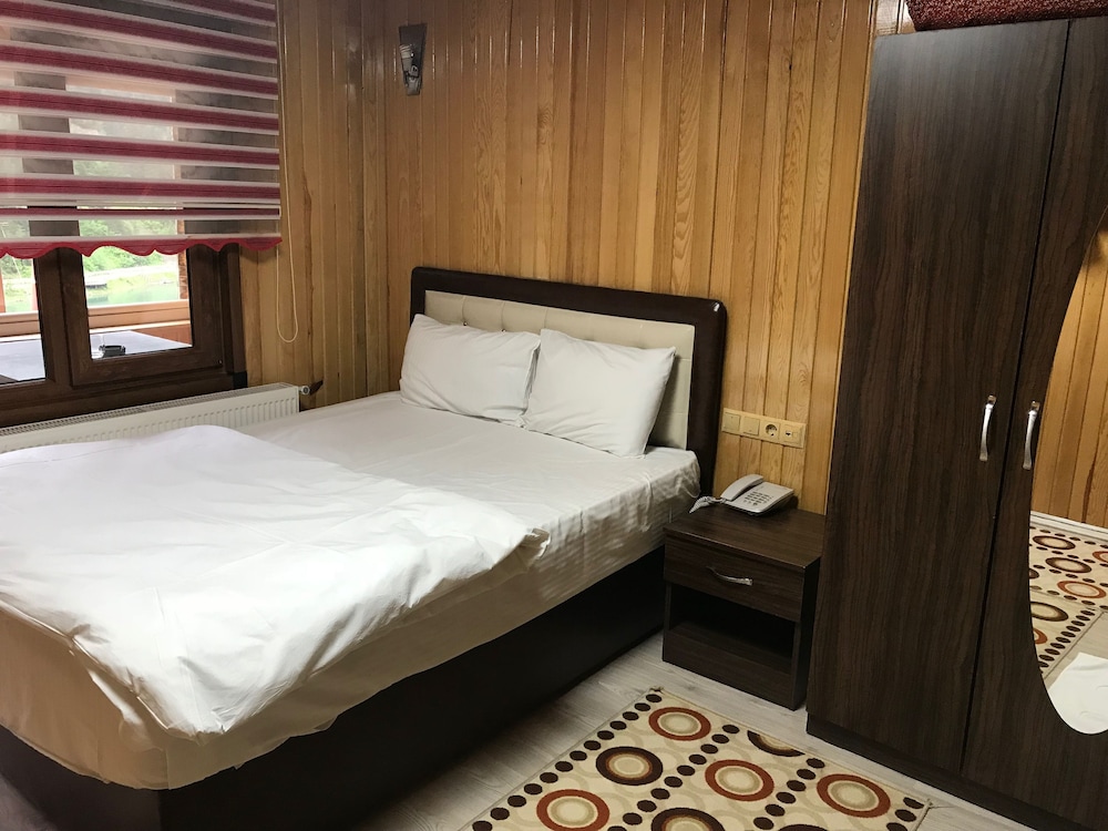 Deluxe Double Room, Smoking, Lake View photo 1