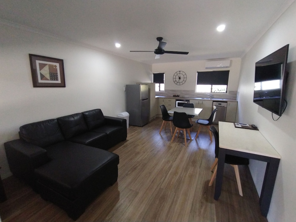 Premium Apartment photo 2