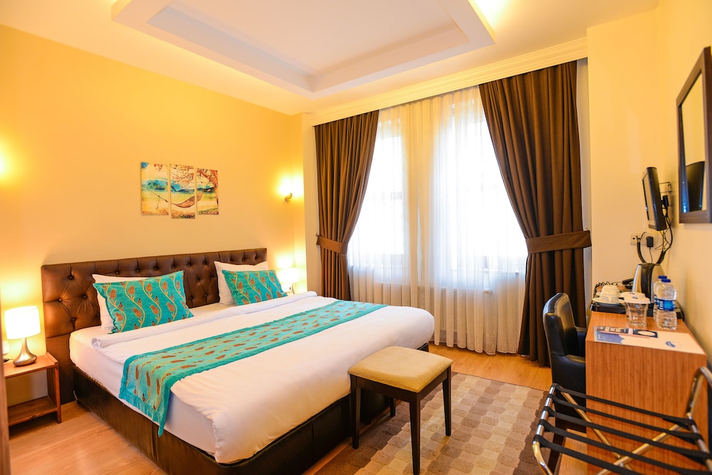 Basic Double or Twin Room photo 3