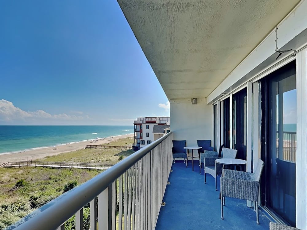 Condo (3 Bedrooms)