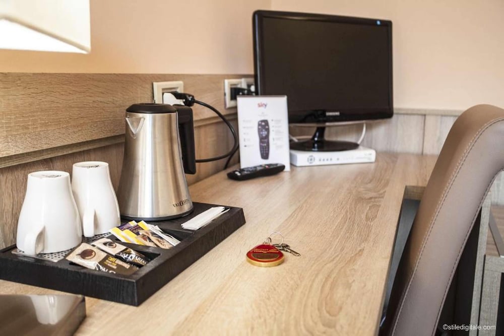 Standard Room - Photo 13