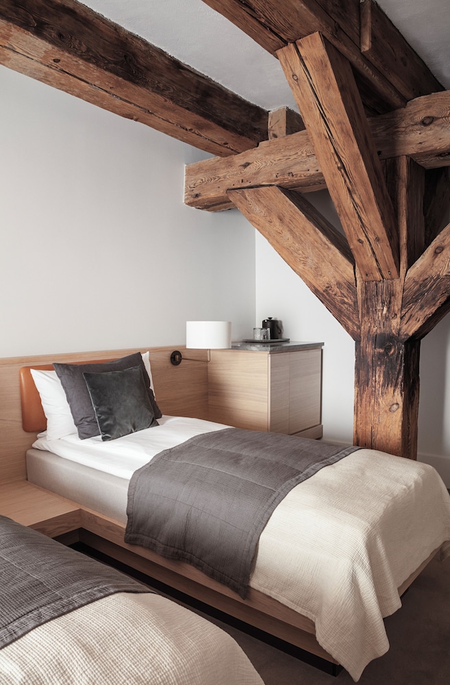 Deluxe Twin Room (Waterfront) photo 3