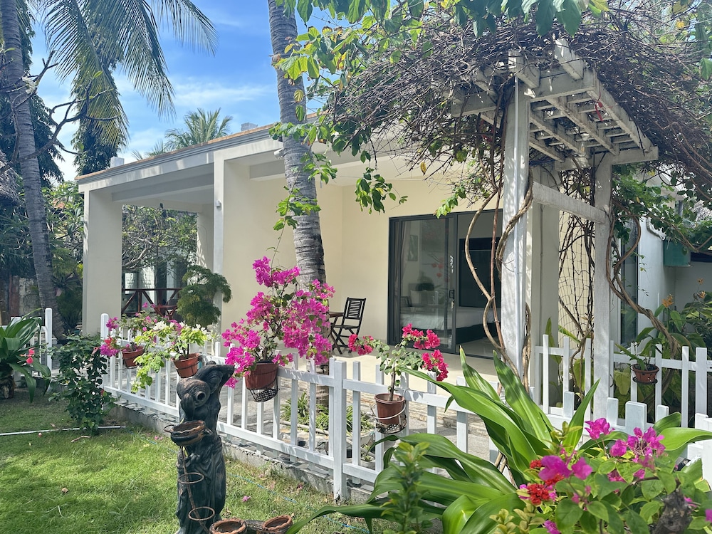 Superior Twin Room Garden View
