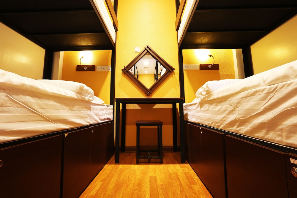 Mixed Dormitory 4 Beds (Bunk Bed) photo 3