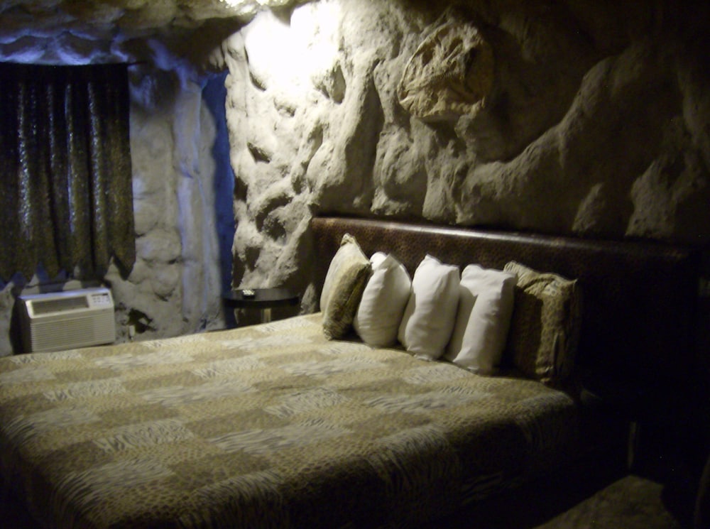 Suite, 1 Bedroom (Jurassic Cave) - Photo 3
