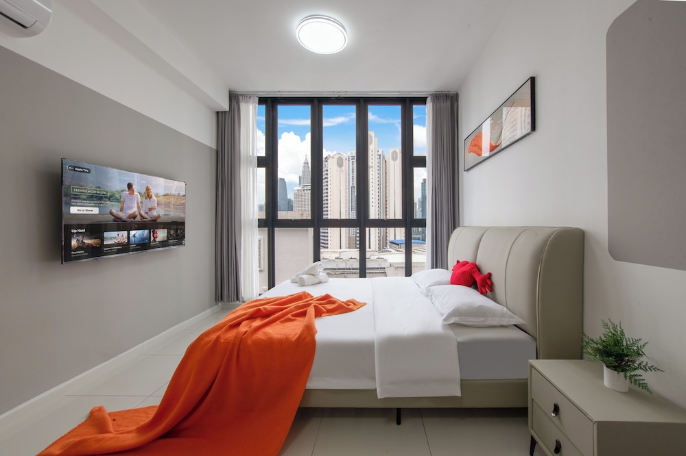 Comfort Suite, 2 Bedrooms, Kitchen, City View