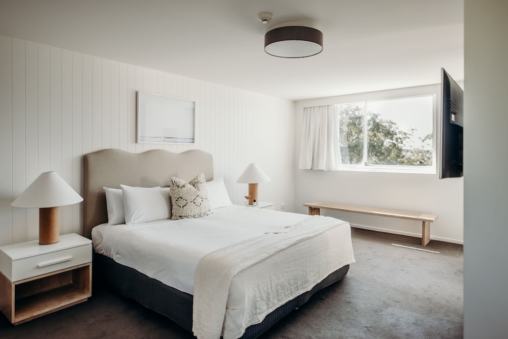 Classic Studio, Partial Ocean View