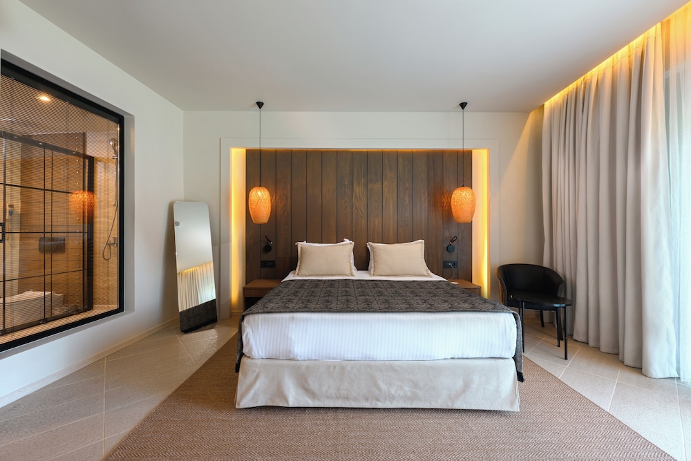 Premium Double or Twin Room, Terrace, Sea View photo 2