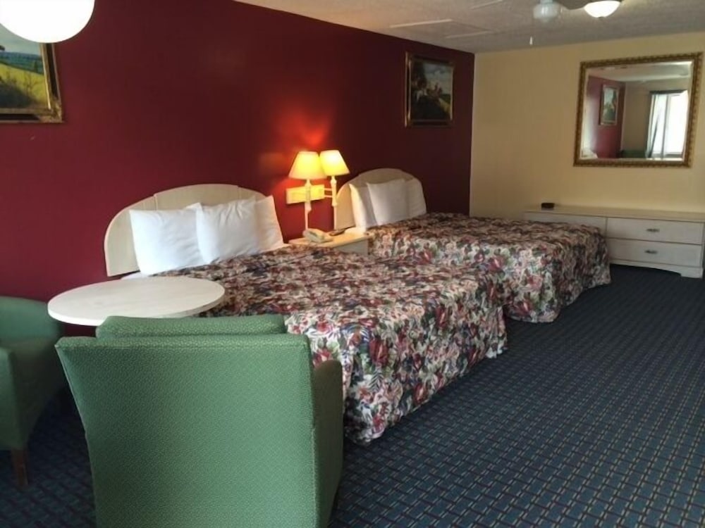 Deluxe Room, 2 Queen Beds, Non Smoking photo 3