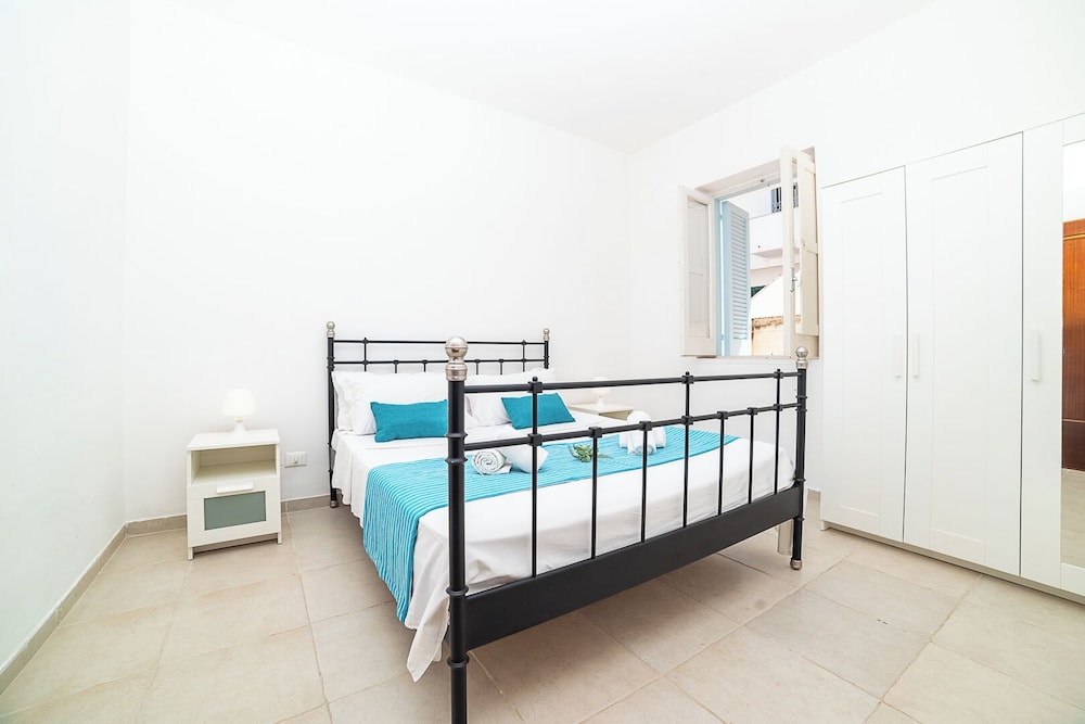 Apartment, 2 Bedrooms, Patio