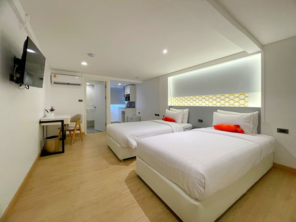 Deluxe Twin Room photo 1