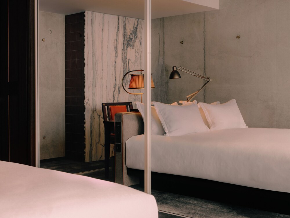 Deluxe Room, 1 King Bed