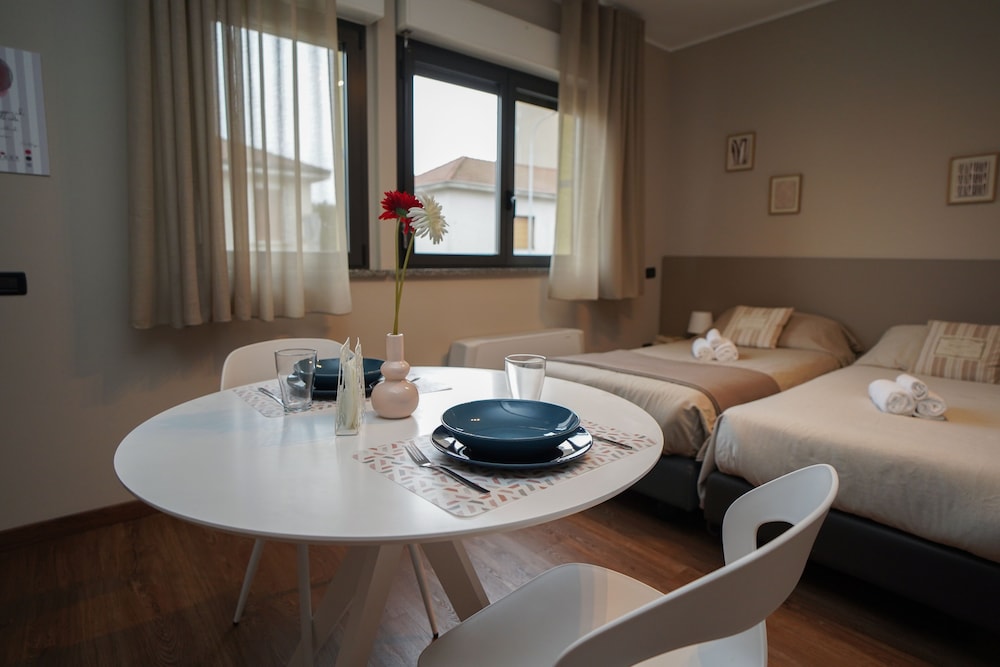 Exclusive Triple Room photo 2