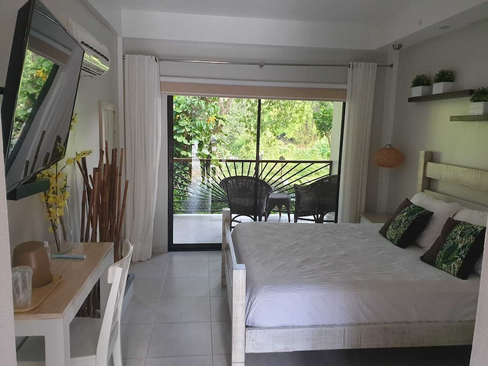 Deluxe Room, River View